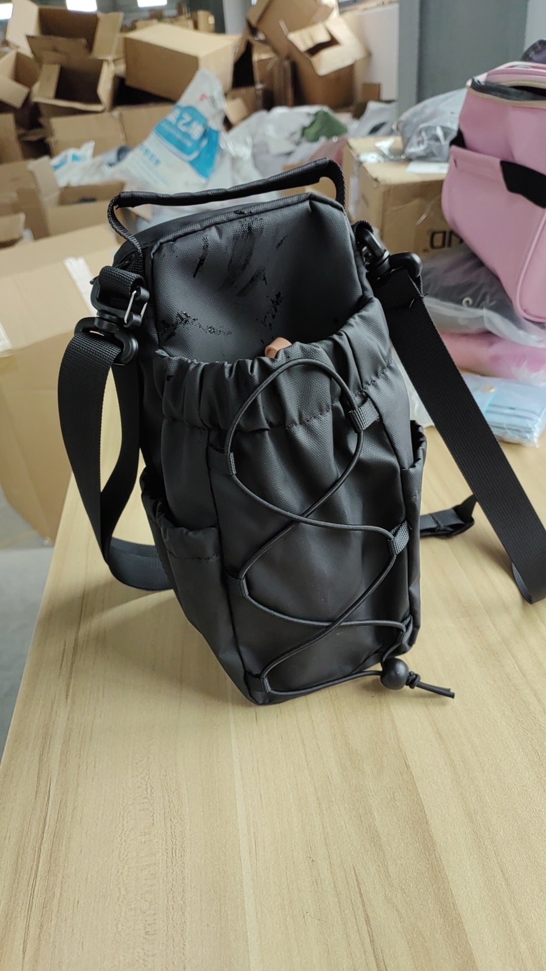 Portable Water Bottle Holder Bag | Insulated Sports Bottle Carrier with Adjustable Strap for Gym, Hiking & Travel
